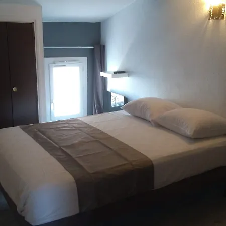酒店 Center 2*